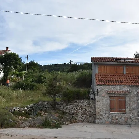 Mono Kai Triangle شقة